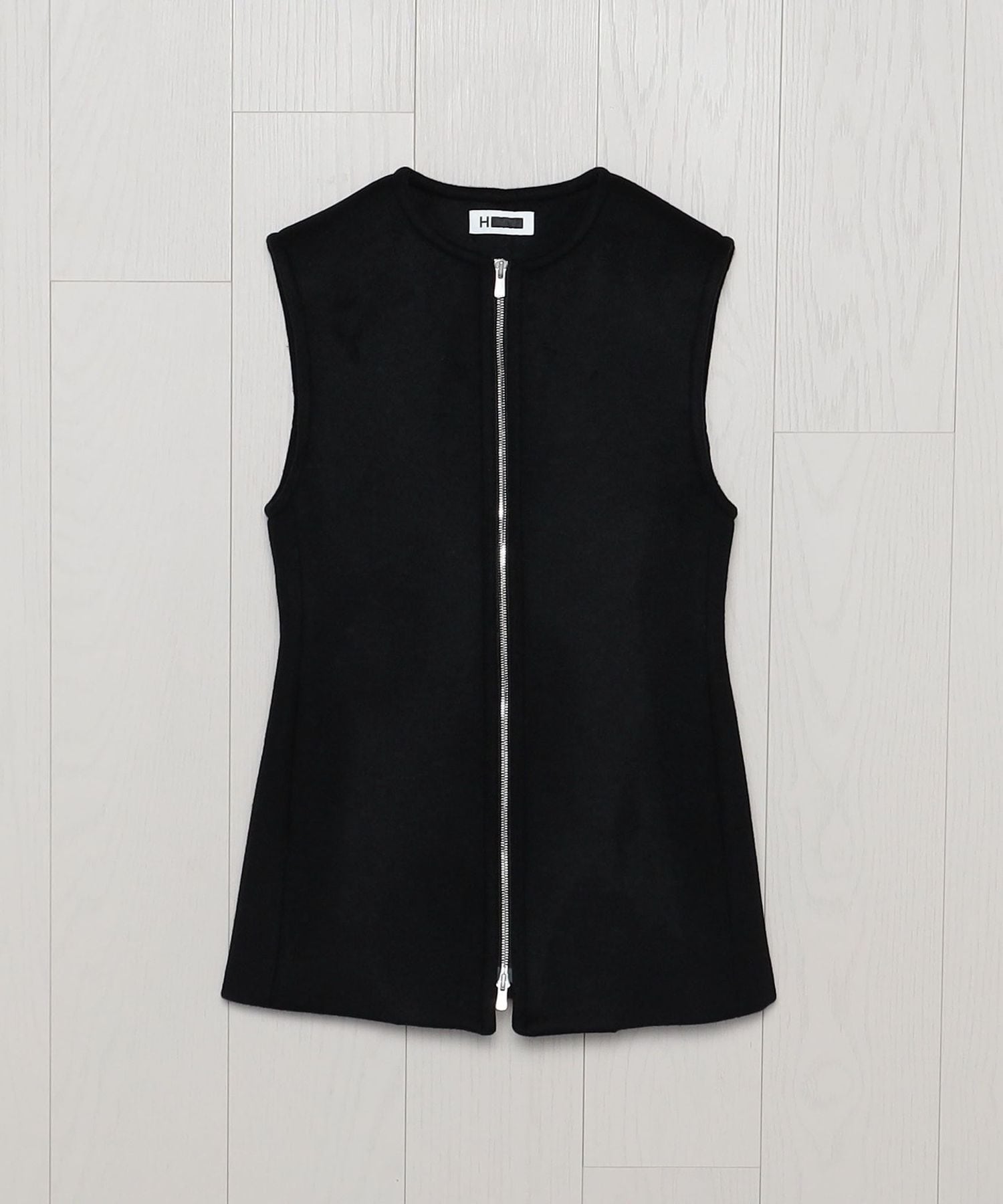 H＞メルトン ジップベスト