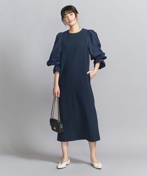 UNITED ARROWS（ユナイテッドアローズ）の「UWCS ボリュームスリーブ Vネック ワンピース◇（ワンピース）」 - WEAR