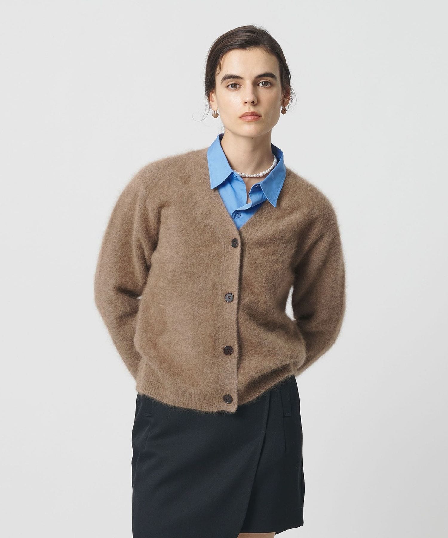 ユナイテッドアローズ カーディガン チャイニーズラクーン 人気 未使用級フリー H＞チャイニーズラクーン Vネック カーディガン