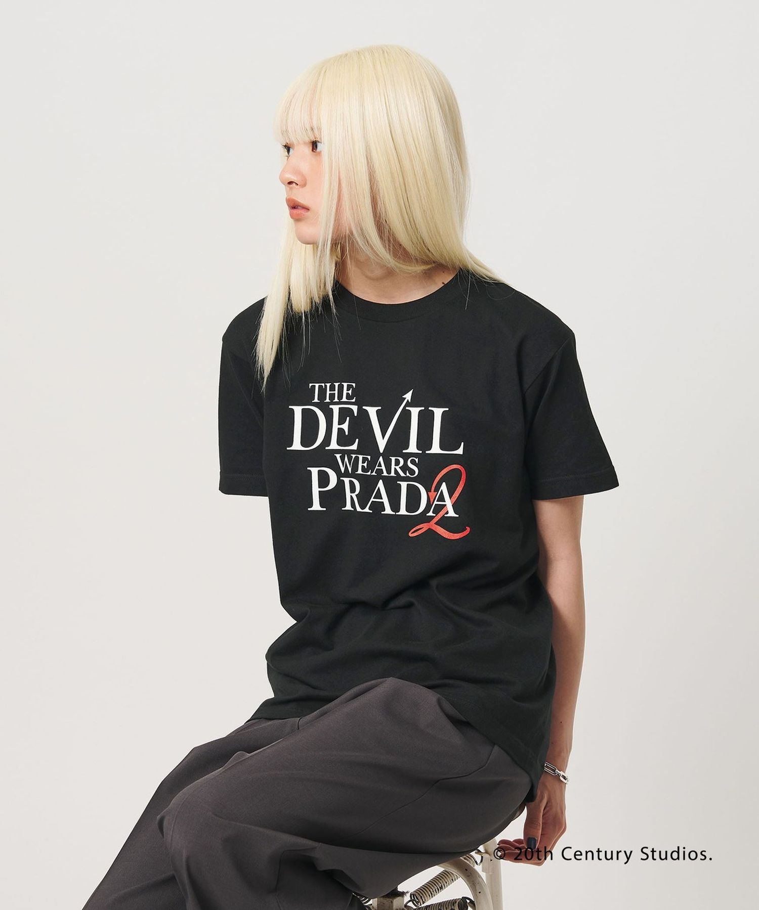 ⁄ - Tシャツ ビューティービースト デビルプリント TEE プリント