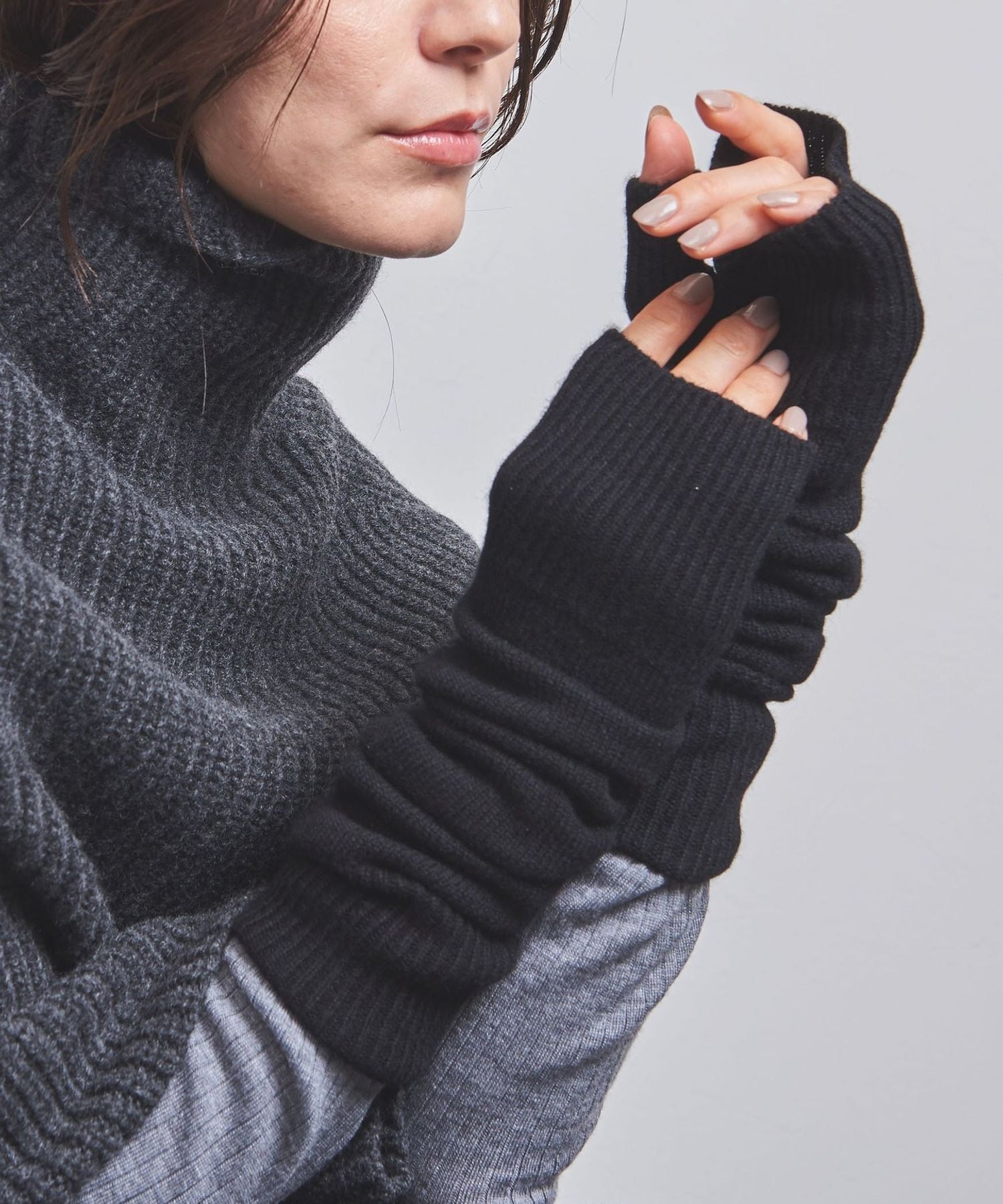 Aimeine エメインカシミヤアームウォーマー付きニット ヘーゼル