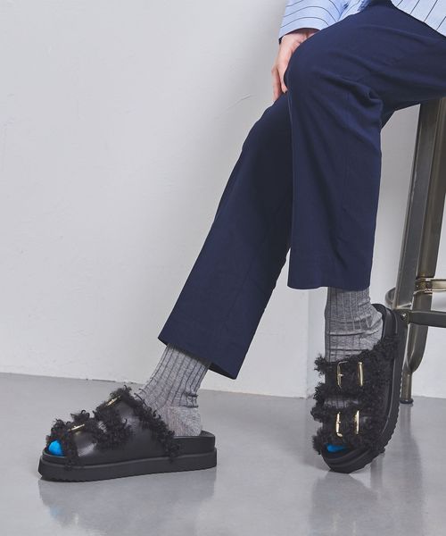 【UNITED ARROWS】2ベルト フェイクファー サンダル（サイズ:35） UNITED ARROWS】2ベルト フェイクファー サンダル（サイズ:35