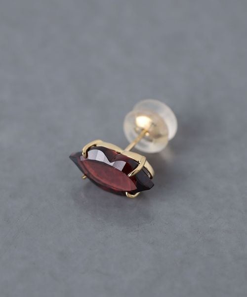 mika jewellery/＜mika jewellery＞18K GARNET LIP 片耳 ピアス/ピアス（片耳用）
