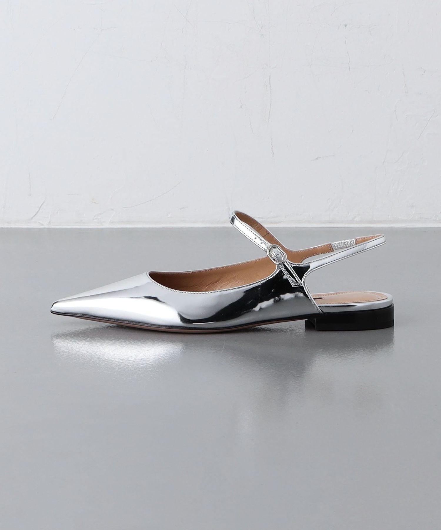 美品】PELLICO フラットサンダルベージュ24cm ルネッタ723