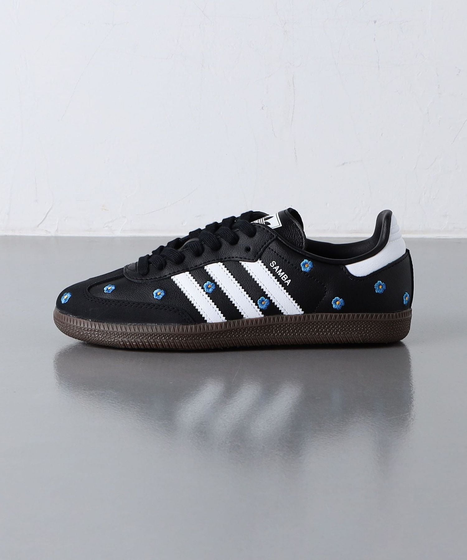 adidas Originals＞SAMBA OG W FLW スニーカー