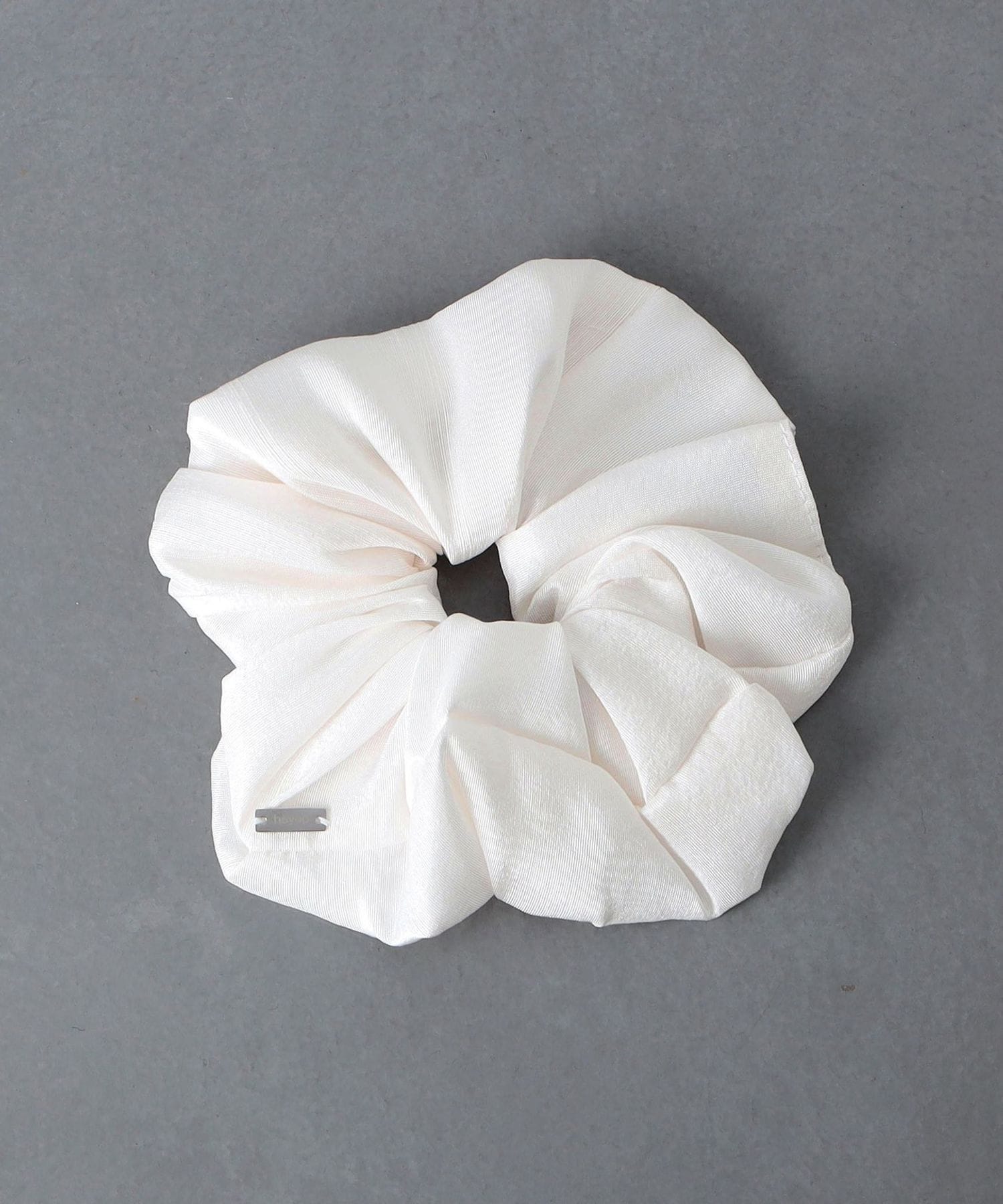 heyep＞シルク シュシュ