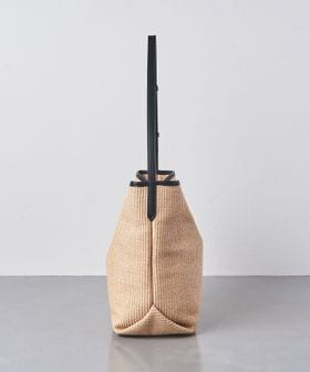 Massimo dutti】ラフィア製ショルダーバッグ あたえる