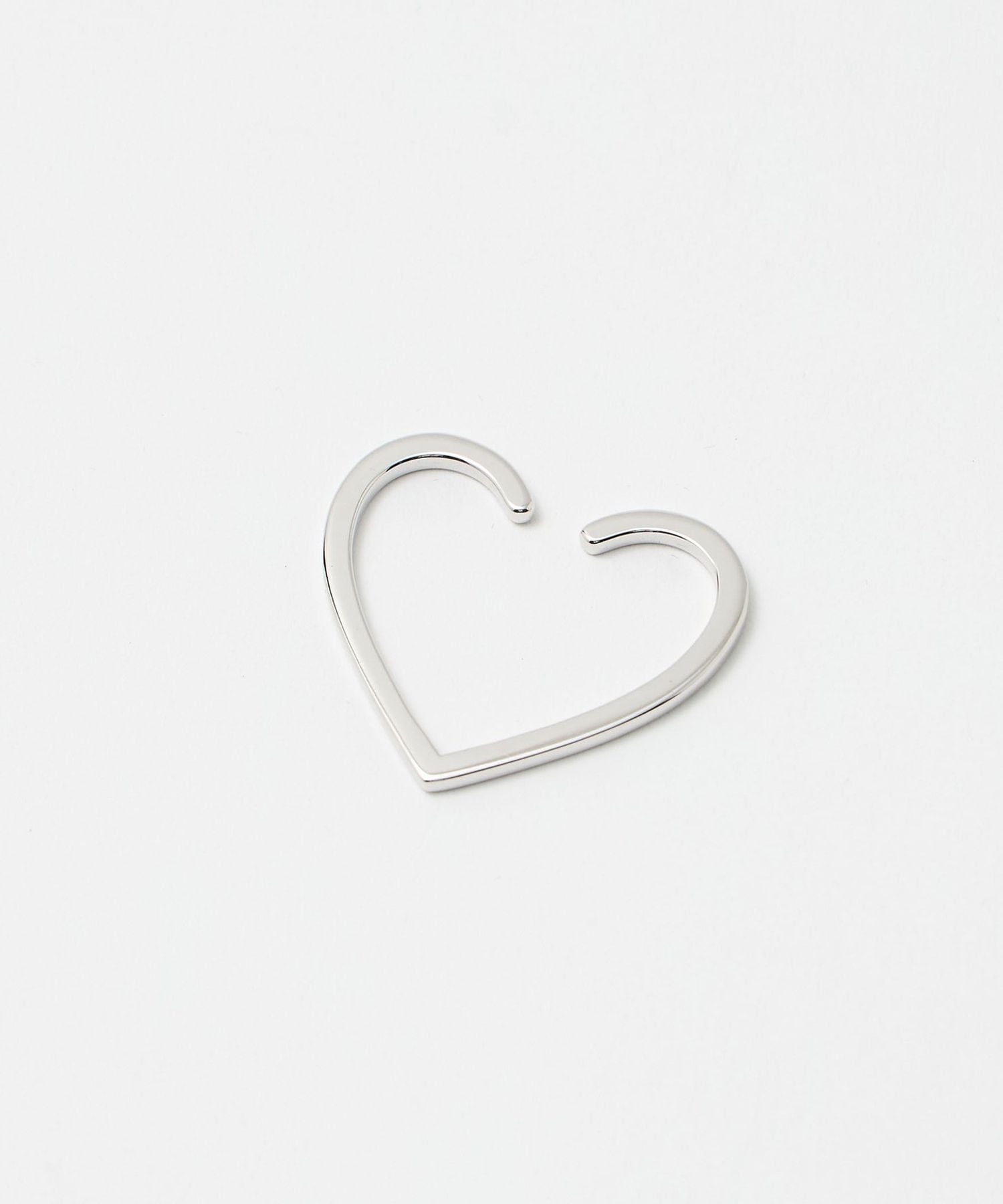 MAYU＞ハート イヤーカフ