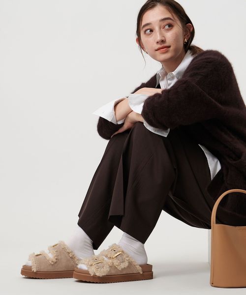 【ファー生地が秋冬にぴったり♪】Dior サンダル スライド ファー生地が秋冬にぴったり♪】Dior サンダル スライド
