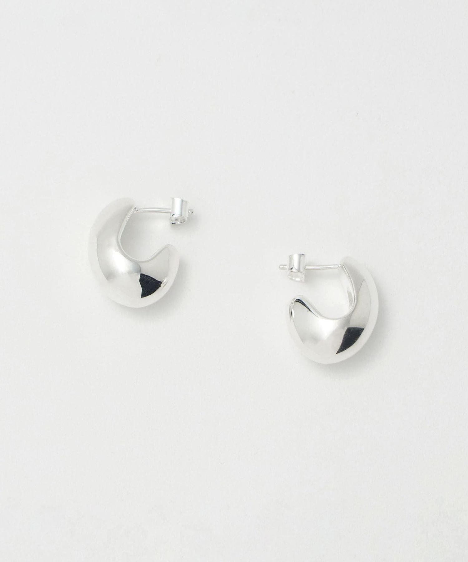 UNITED ARROWS PHILIPPE AUDIBERT ピアス GLD UNITED ARROWS PHILIPPE AUDIBERT ピアス GLDΩ