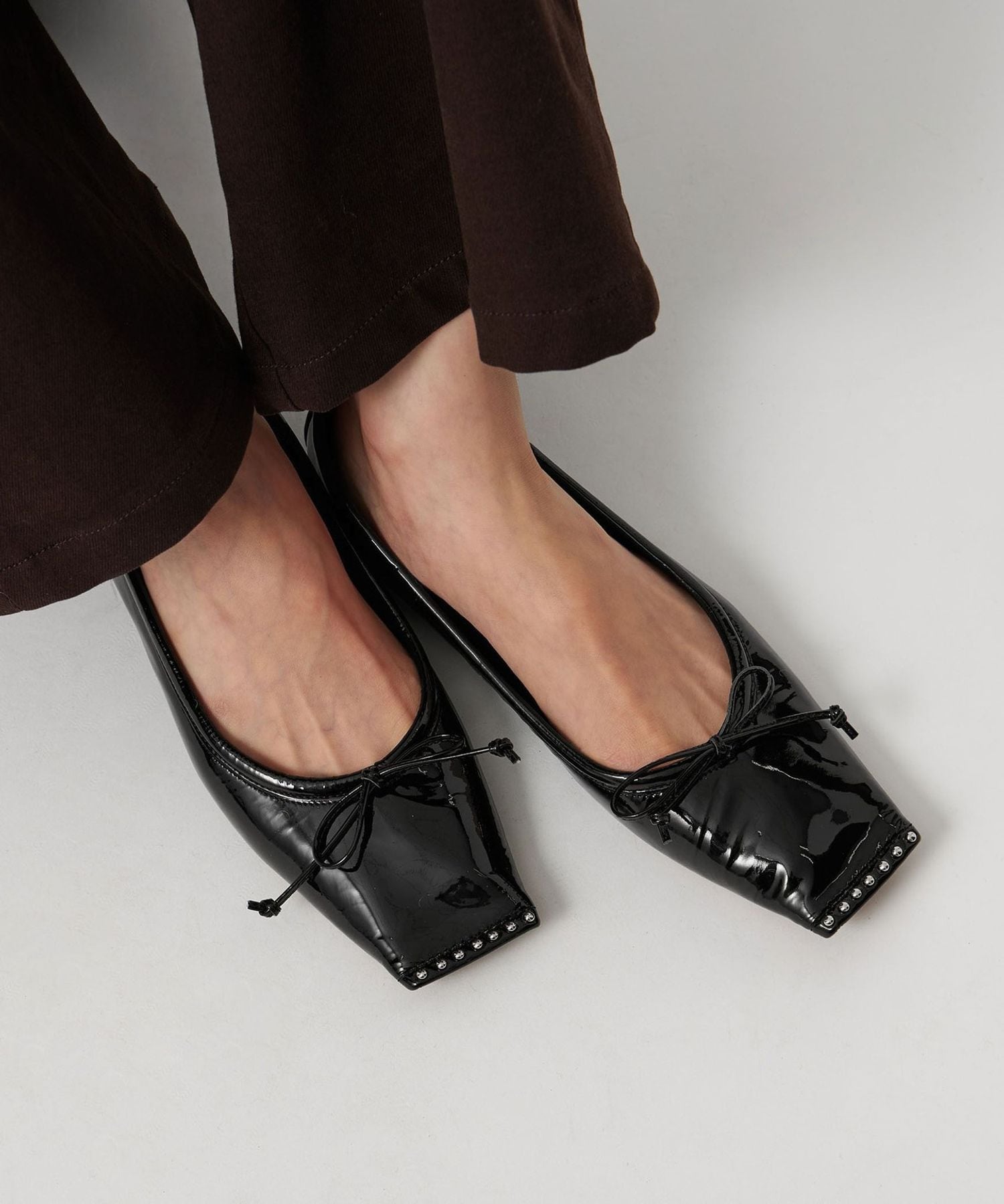 CHEMBUR ネイビー フラットシューズ 36 CHEMBUR＞SQ STUDS フラットシューズ