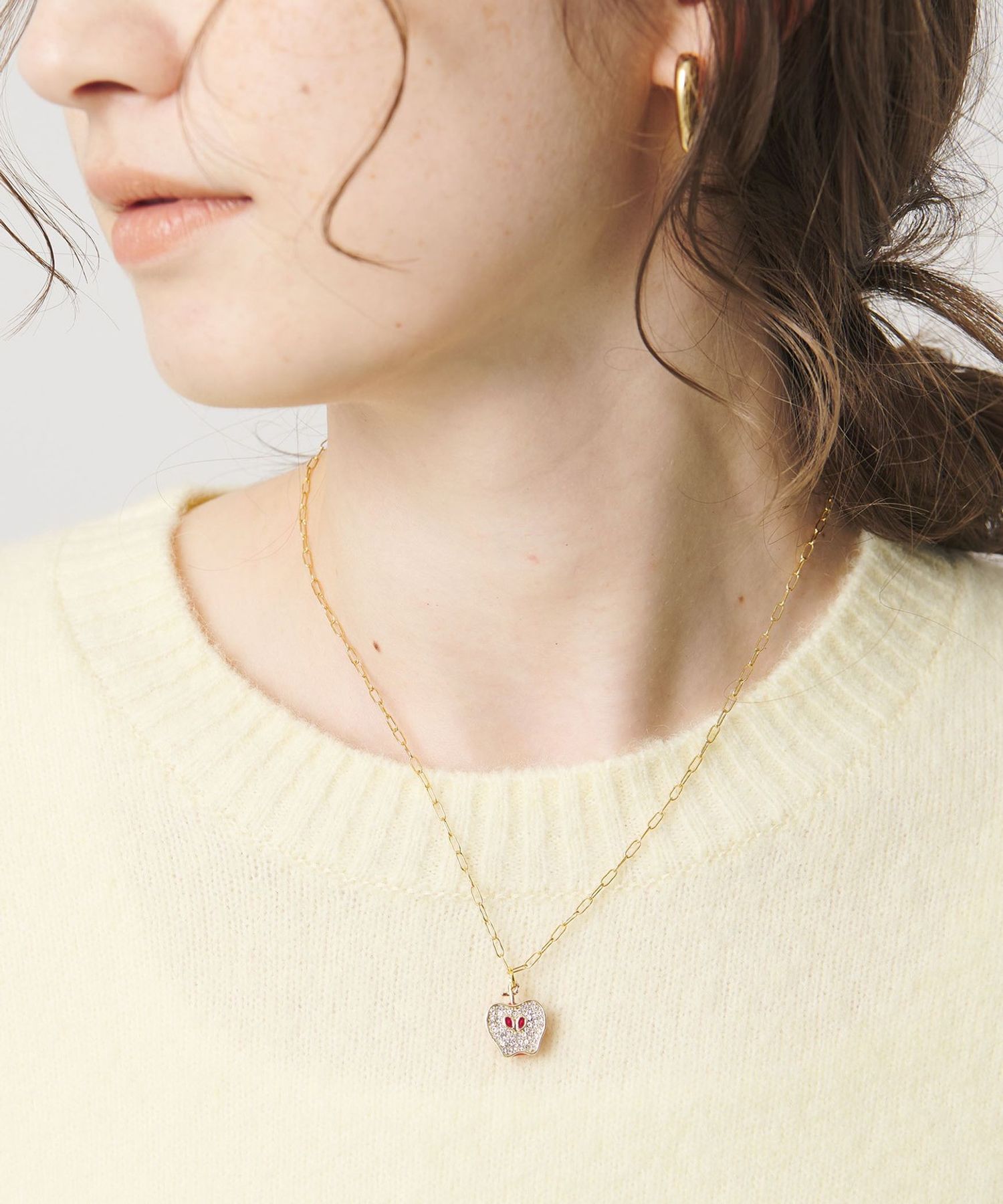 3.5キロ赤字イミテーションアクセサリー まとめて指輪ネックレスブローチ 赤字イミテーションアクセサリー まとめて指輪ネックレスブローチ