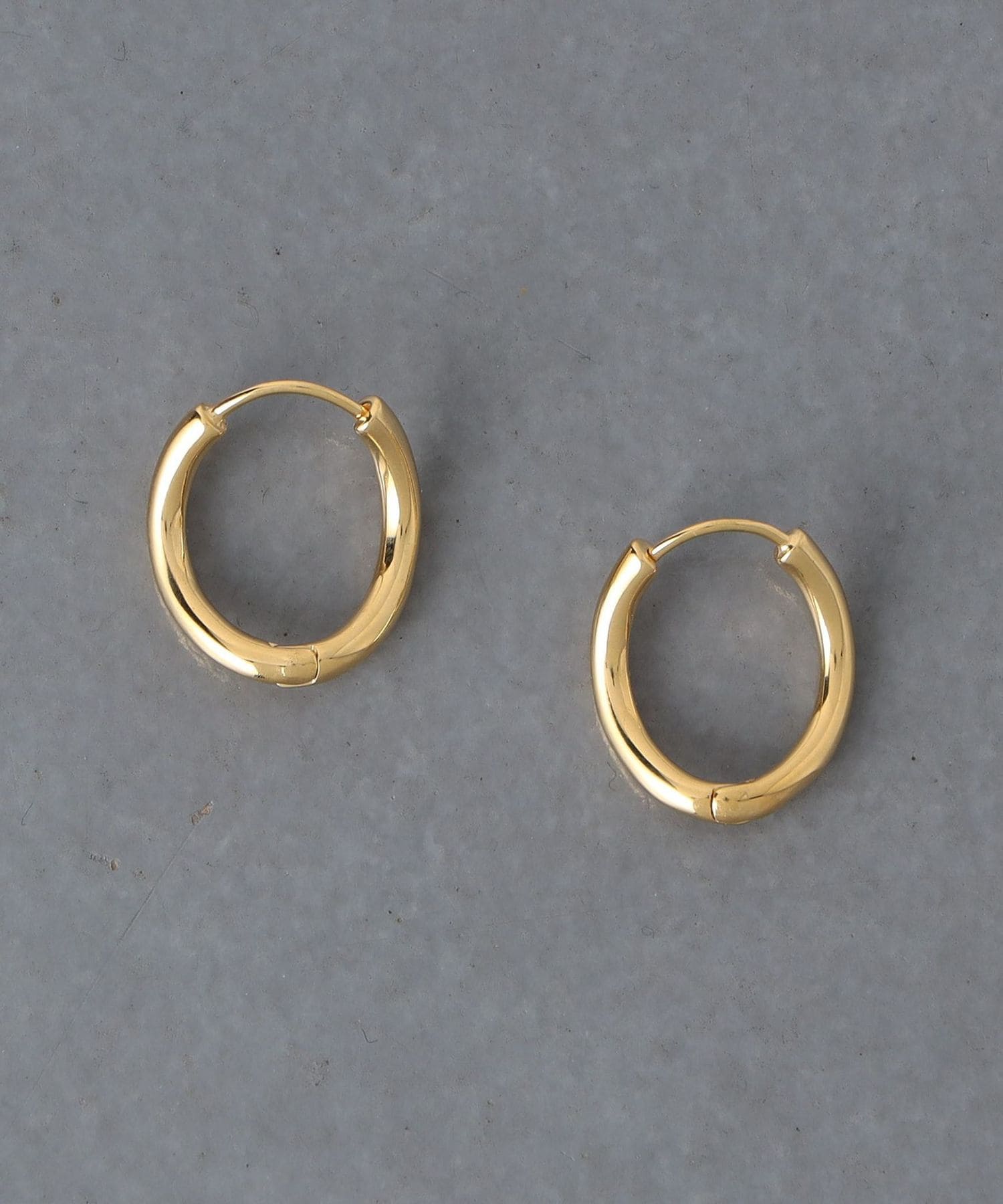 BAR JEWELLERY＞CHUNKY OUTLINE ピアス
