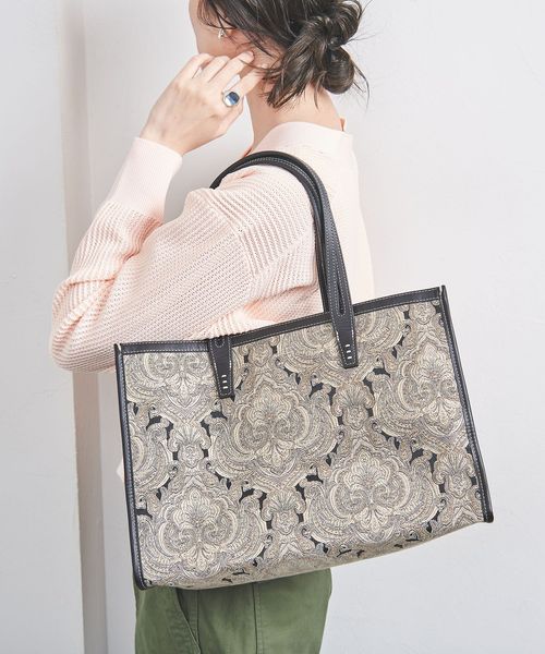 A VACATION＞CLUB BAG トートバッグ