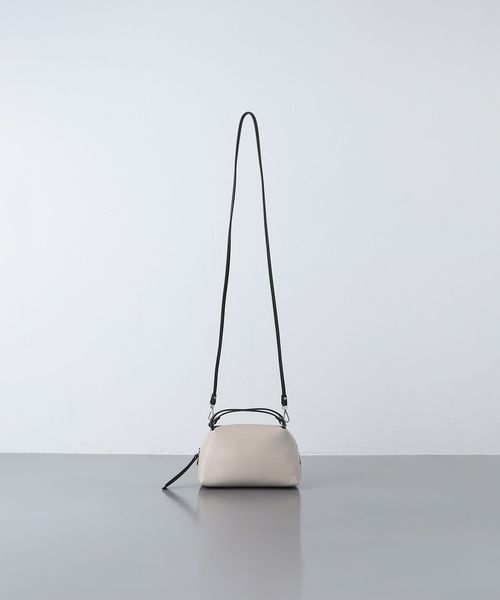 美品✨限定色GIANNICHIARINIALIFAバッグ完全正規品・アローズ購入 アリファのニューカラーは全国のストアおよびブランド公式