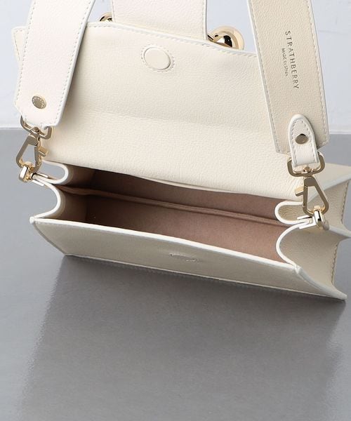 STRATHBERRY＞BOX CRESCENT ショルダーバッグ