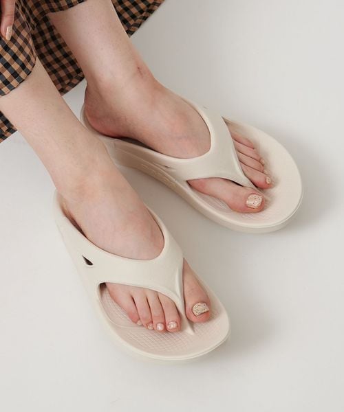 ウーフォス ユナイテッドアローズ別注 27cm OOFOS（ウーフォス）＞人気モデルが予約スタート！｜ニュース