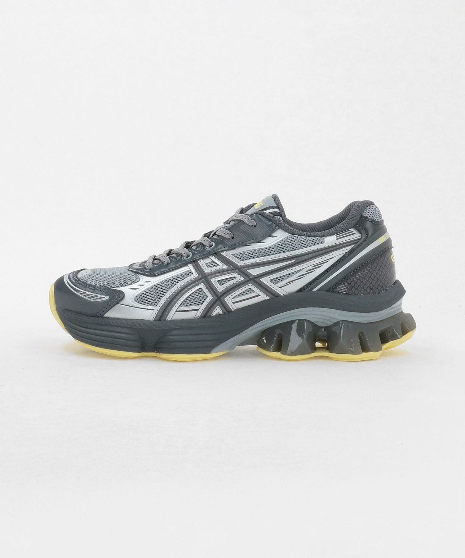asics＞GEL―KINETIC FLUENT スニーカー