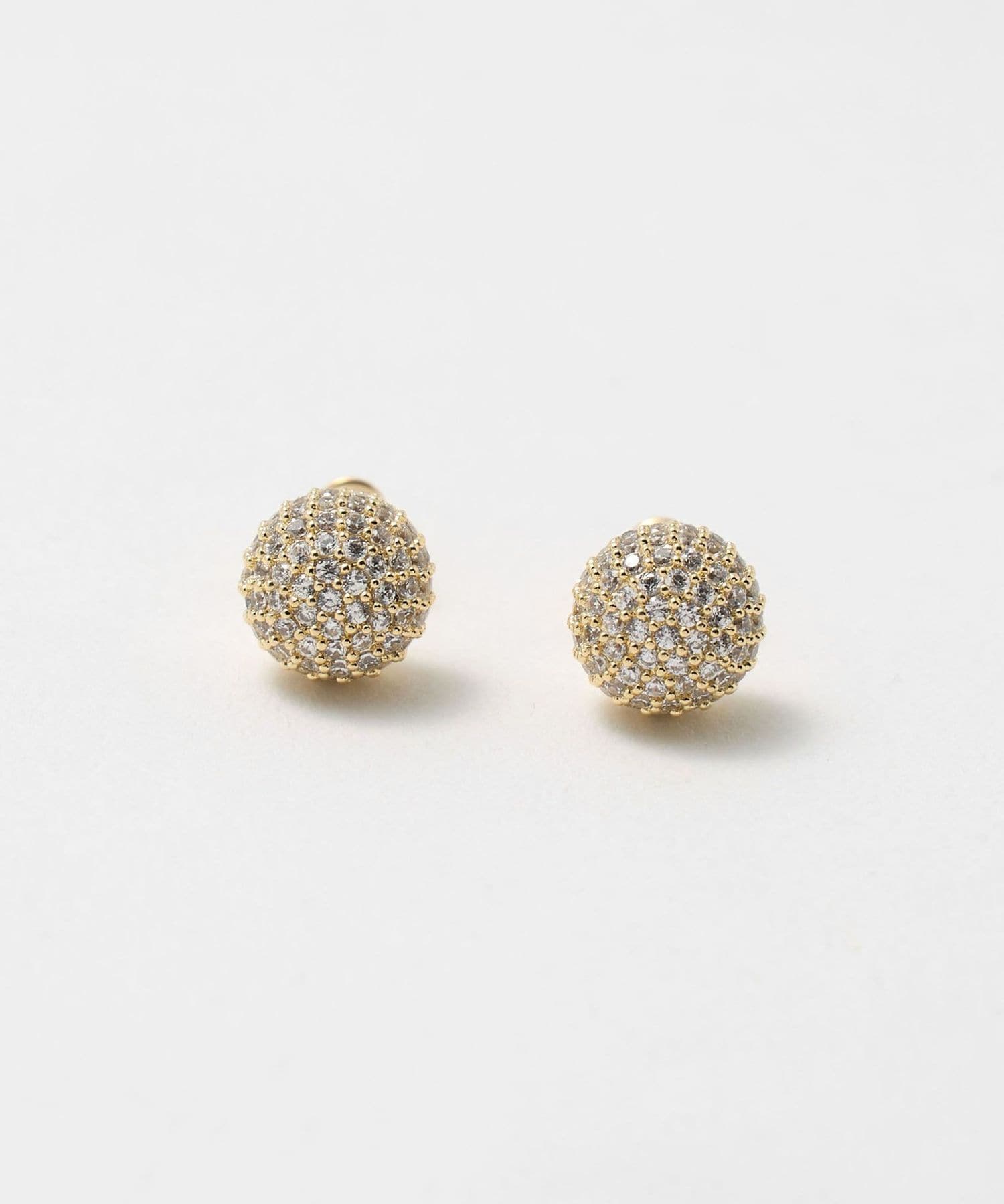 パヴェ ボール ピアス