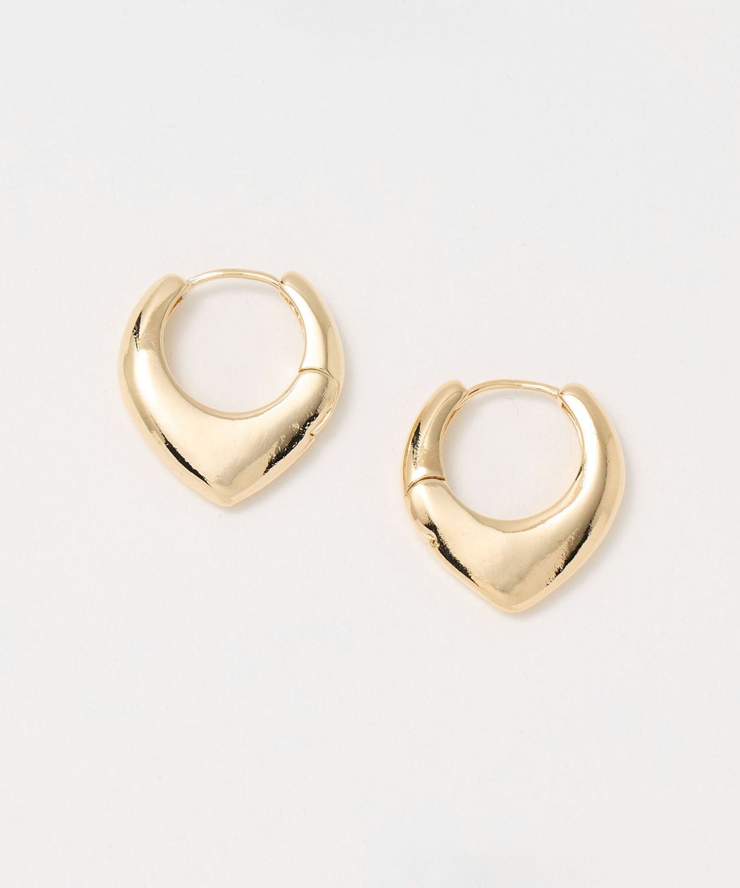 デフォルメ フープ ピアス