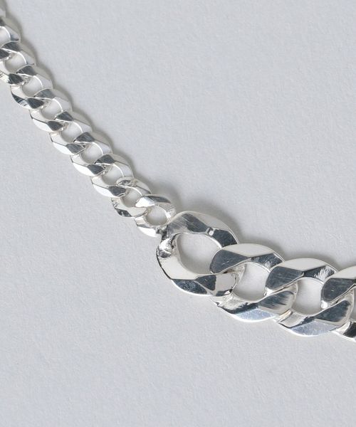 LOREN STEWART\u003e SILVER CURB APPEAL CHAIN 