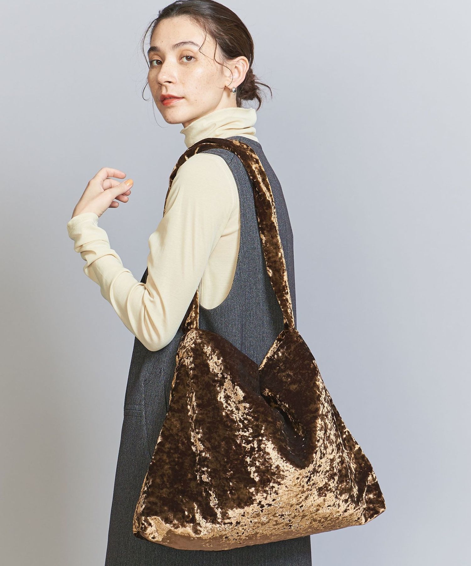 ショルダーバッグ　Mサイズ シー CIE ショルダーバッグ VARIOUS MINISHOULDER 021803 1