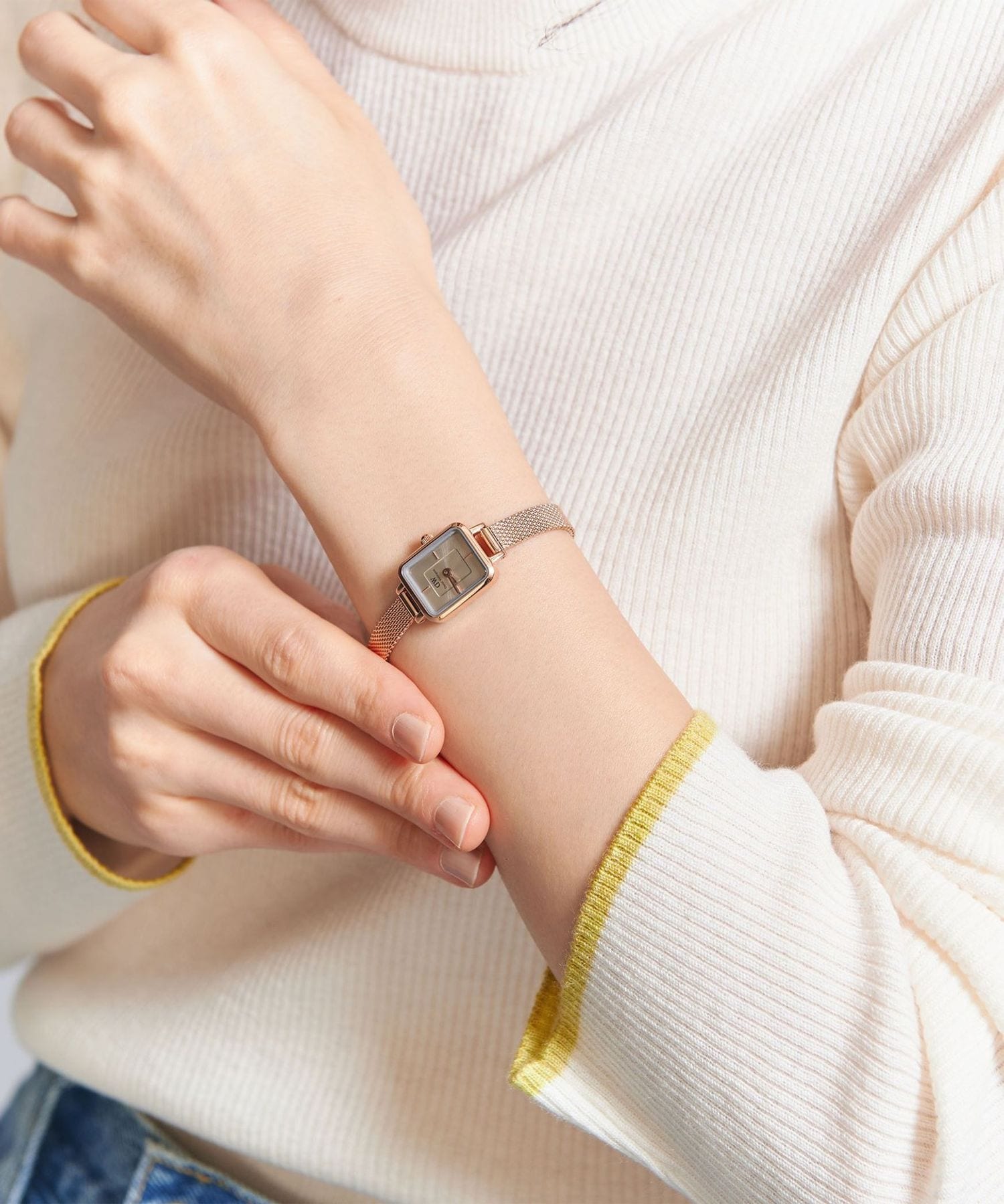 状態良好品 ユナイテッドアローズ チェーン ゴールド レディース 腕時計 UNITED ARROWS（ユナイテッドアローズ） 腕時計 スクエア チェーン