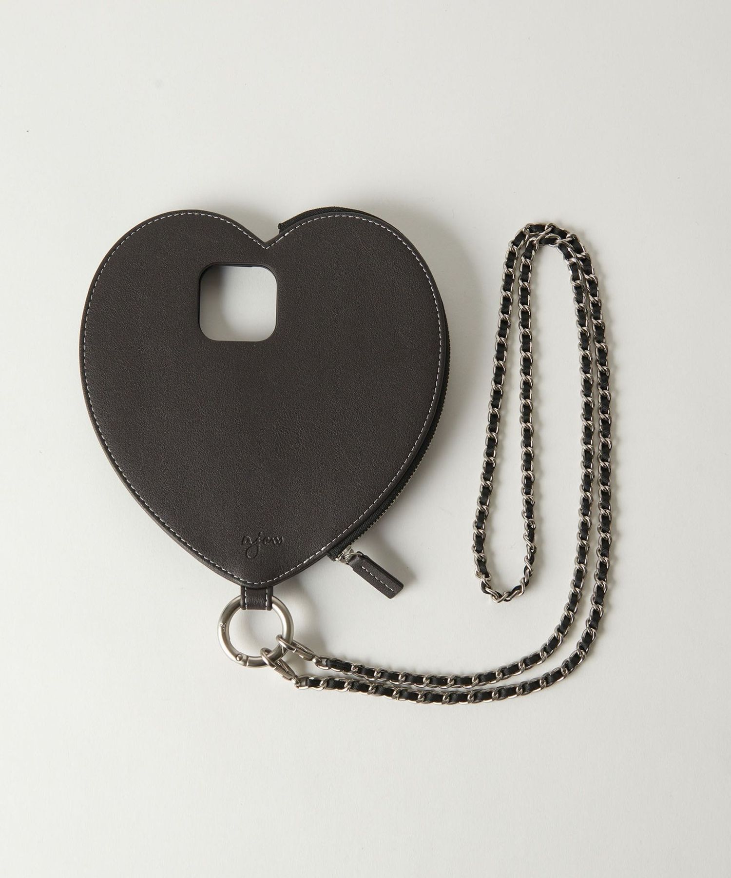 「ajew」dress HEART チェーン ストラップ iPhone15 セール】＜ajew＞dress HEART チェーン ストラップ iPhone15Pro