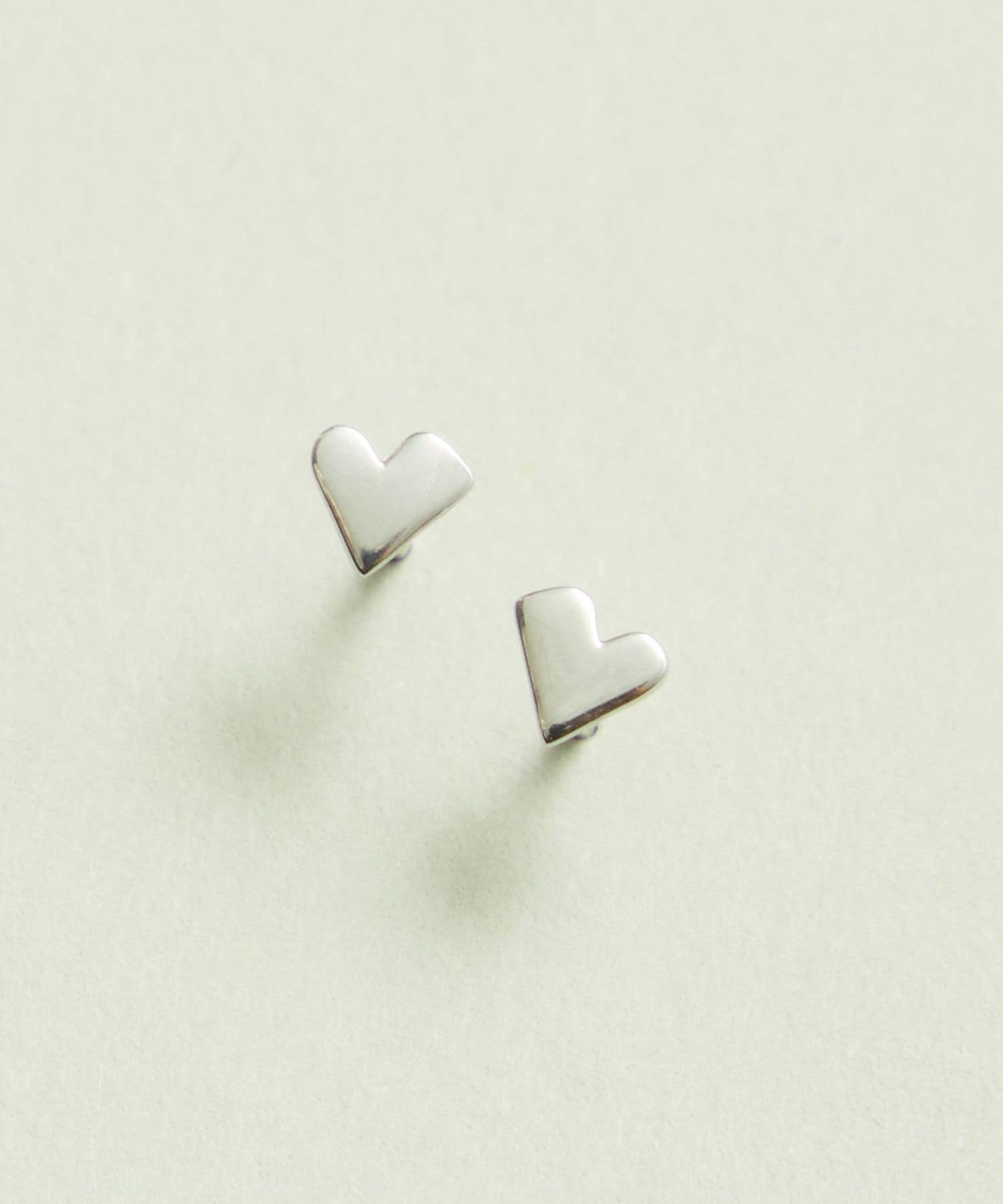 新品未使用　PREEK TINY HEART EARRINGS ピアス PREEK＞YU―KIN TINY HEART EARRINGS/ピアス
