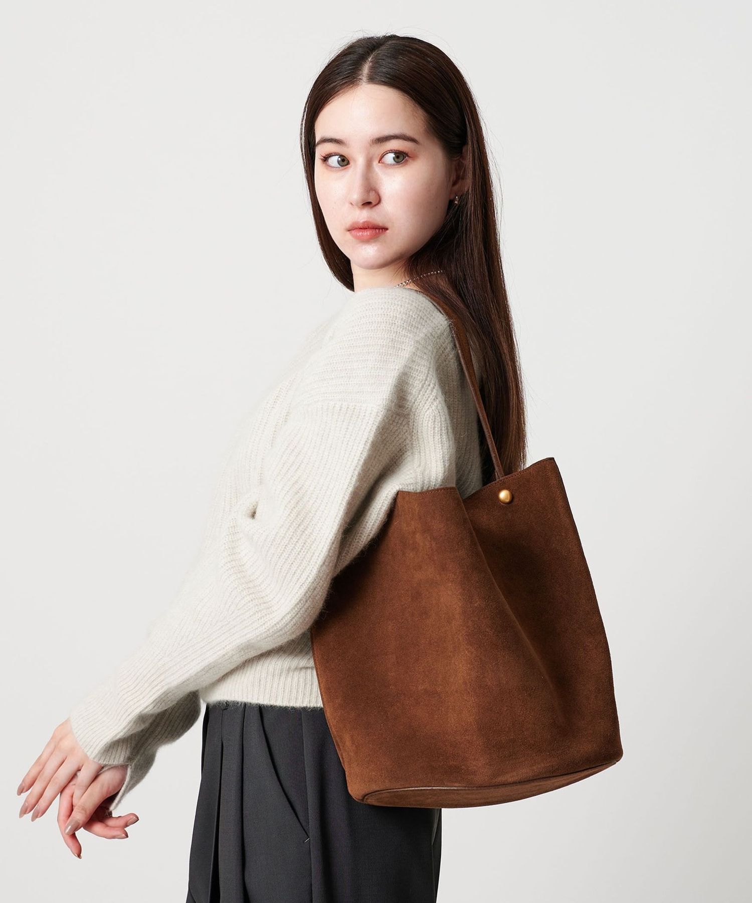ETTE＞FILO スエード ショルダーバッグ