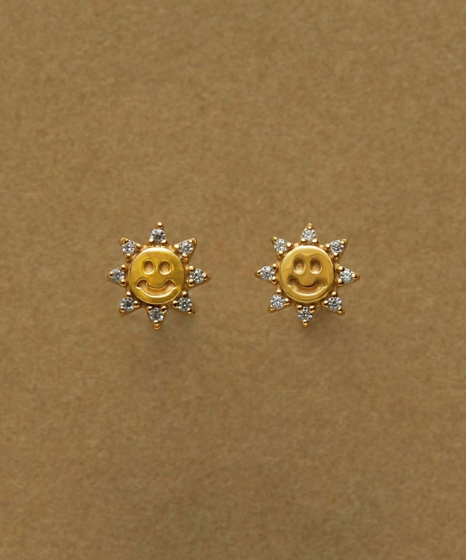 ビューティー＆ユース　ユナイテッドアローズ 〈BAQLESS 〉クロス ピアス ビューティー＆ユース ユナイテッドアローズ 〈BAQLESS 〉クロス