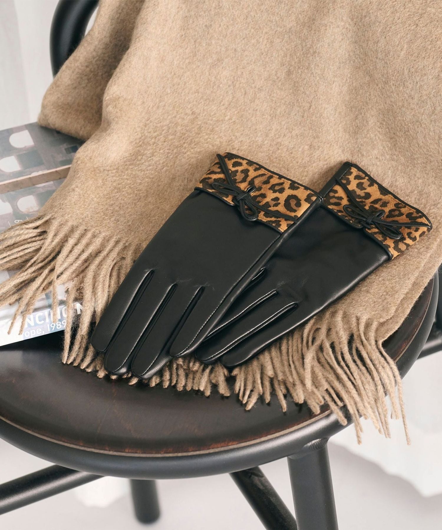 レザー×レオパードスエード コンビ リボン グローブ