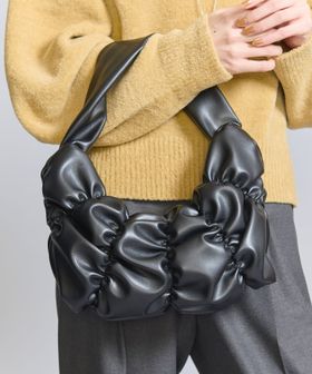 ギャザー ムーン ワンショルダーバッグ 