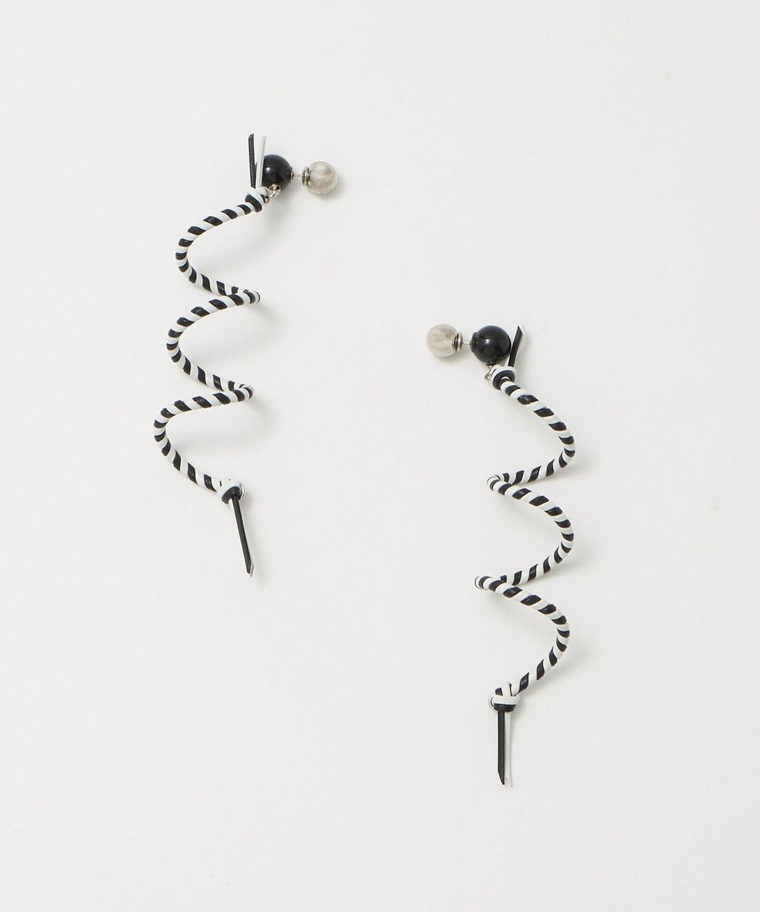 アクセサリー TOGA BONE PIERCED EARRINGS Fish bone earrings TZ251－AK973