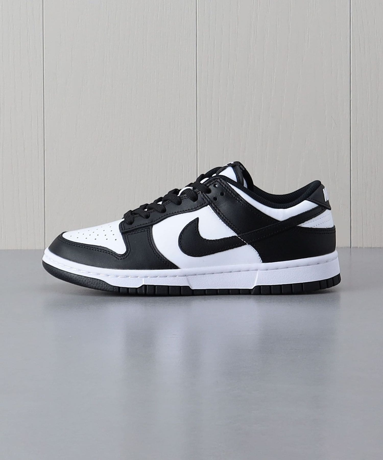 ★人気★ Nike Dunk Low 希少 ローカットスニーカー 超レア 】☆ナイキ☆DUNK LOW RETRO Vintage Coral☆追跡可