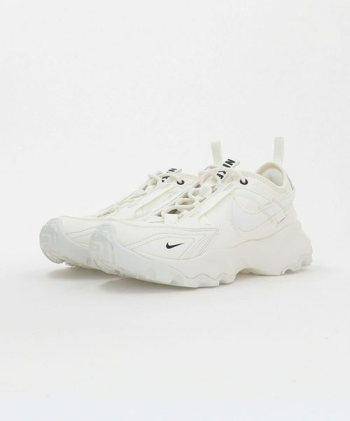 mi　NIKE TC7900 ホワイト スニーカー ナイキ ON HOKA NIKE TC7900 – COLDBECK ONLINE