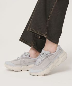On/＜On＞Cloundsoma Hike スニーカー/スニーカー / スリッポン