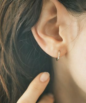 TEN./【別注】＜TEN.＞スラップ ピアス/ゴールドカラー/ピアス（両耳用）