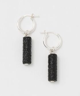 Sisi Joia/＜Sisi Joia＞CAPSULE EARRINGS Textured black/ピアス/ピアス（両耳用）