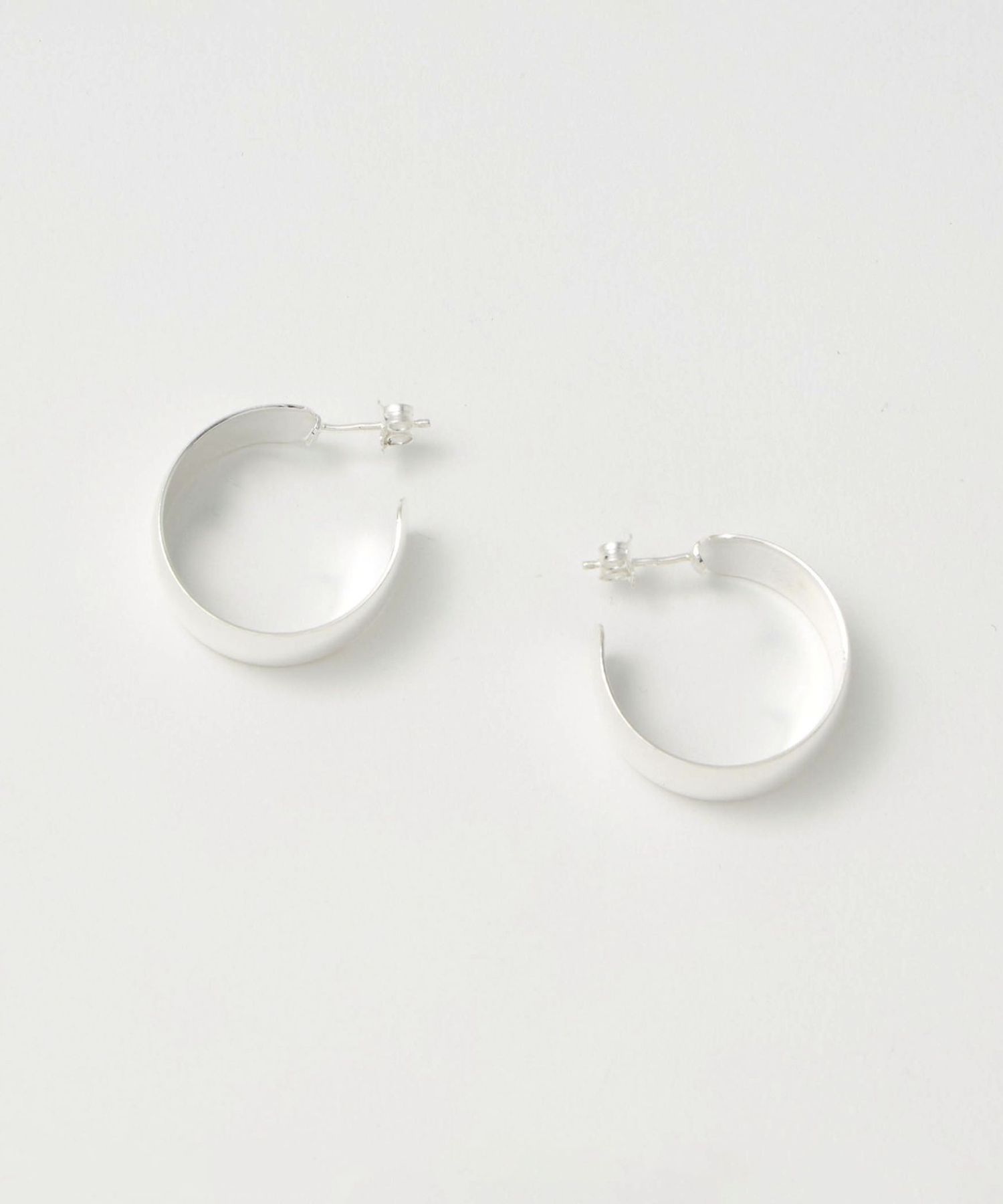 LOREN STEWART MINI DOME HOOPS/ピアス未使用　925 LOREN STEWART＞MIDI DOME HOOPS/ピアス