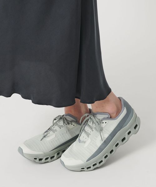 On/＜On＞クラウドモンスター ヴォイド/スニーカー/スニーカー / スリッポン