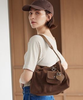 BEAUTY&YOUTH/スエードライク チャーム ドロスト バッグ/ショルダーバッグ