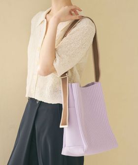 BEAUTY&YOUTH/ラインテープ ニット ショルダーバッグ/ショルダーバッグ