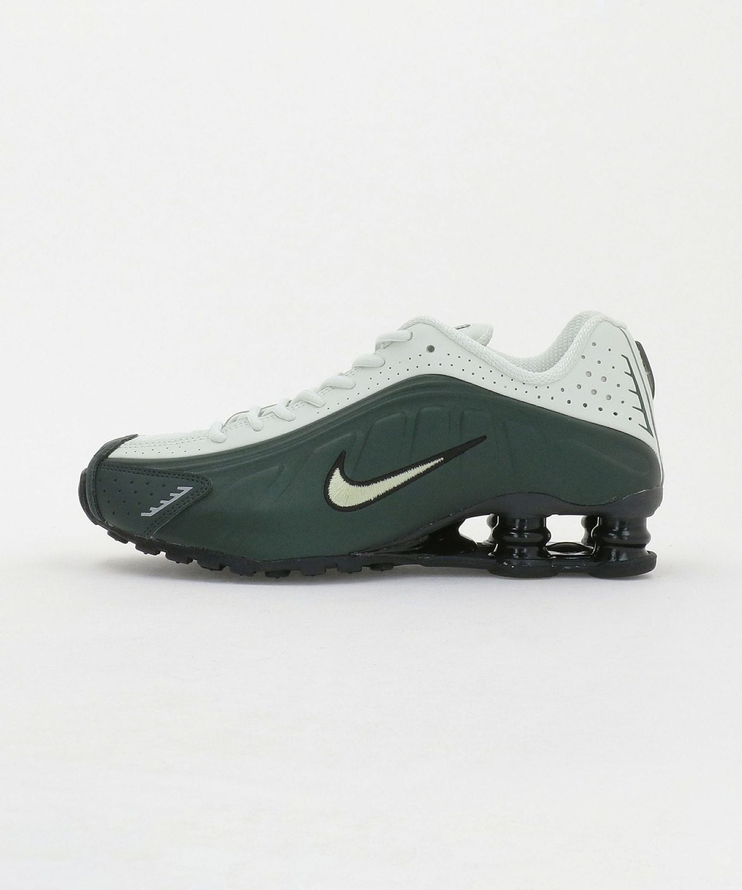 NIKE＞M SHOX R4/スニーカー