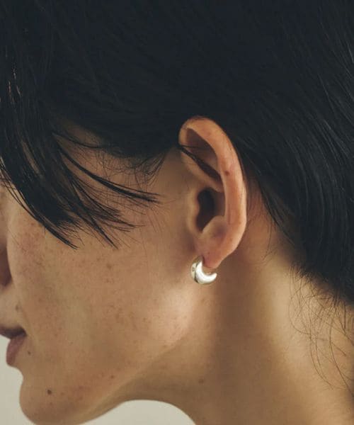 TEN./＜TEN.＞ヒラール ピアス シルバー/ピアス（両耳用）