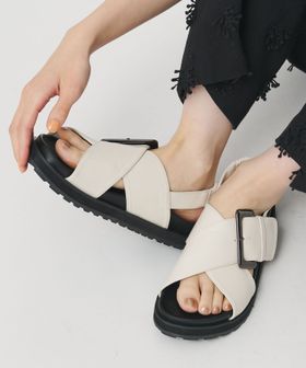 BEAUTY&YOUTH/ビッグバックル クロスストラップ サンダル/サンダル
