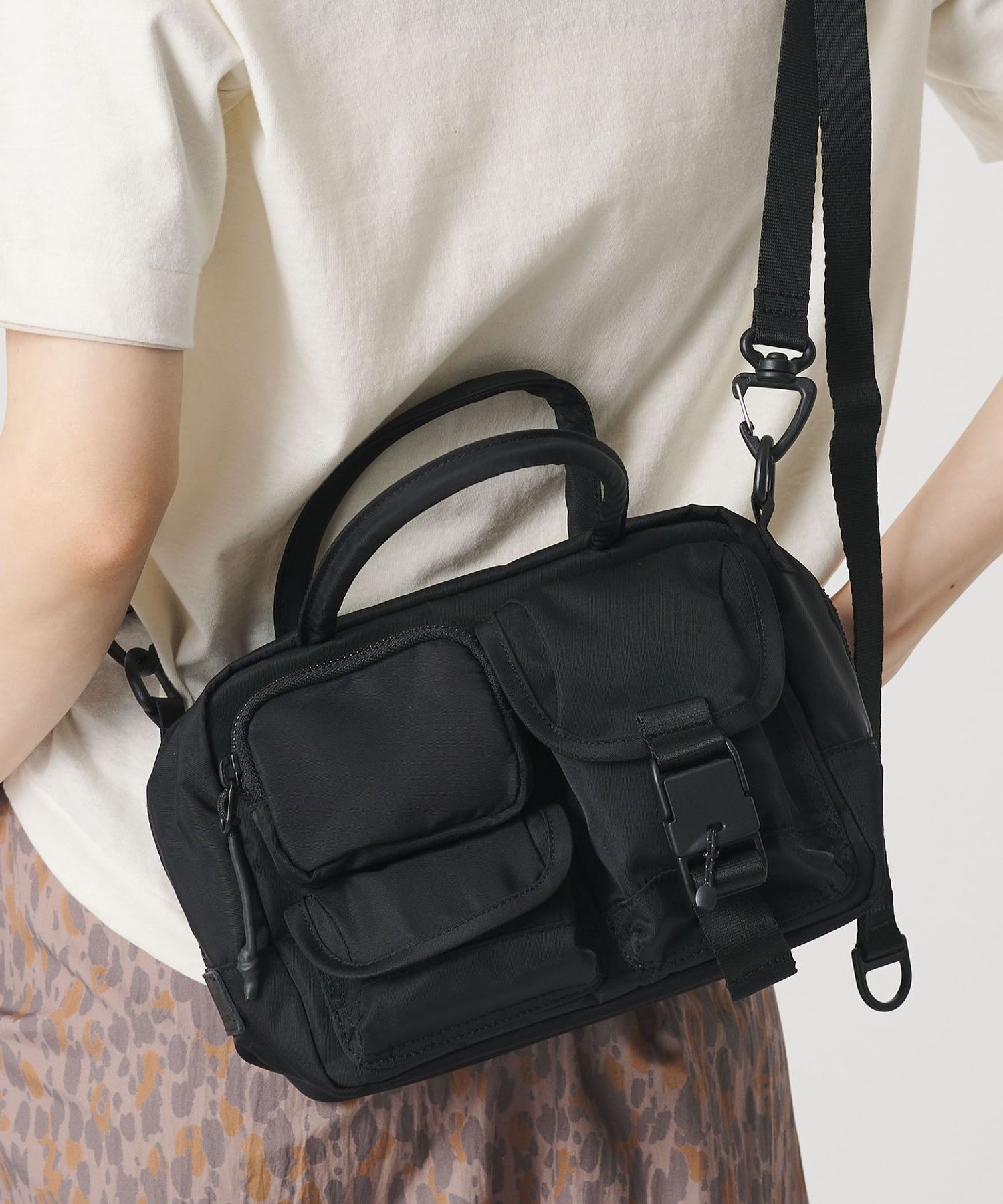 BAICYCLON＞マルチポケット 2WAY ショルダーバッグ