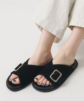 BEAUTY&YOUTH/スエードライク ビッグバックル スライダー サンダル/サンダル