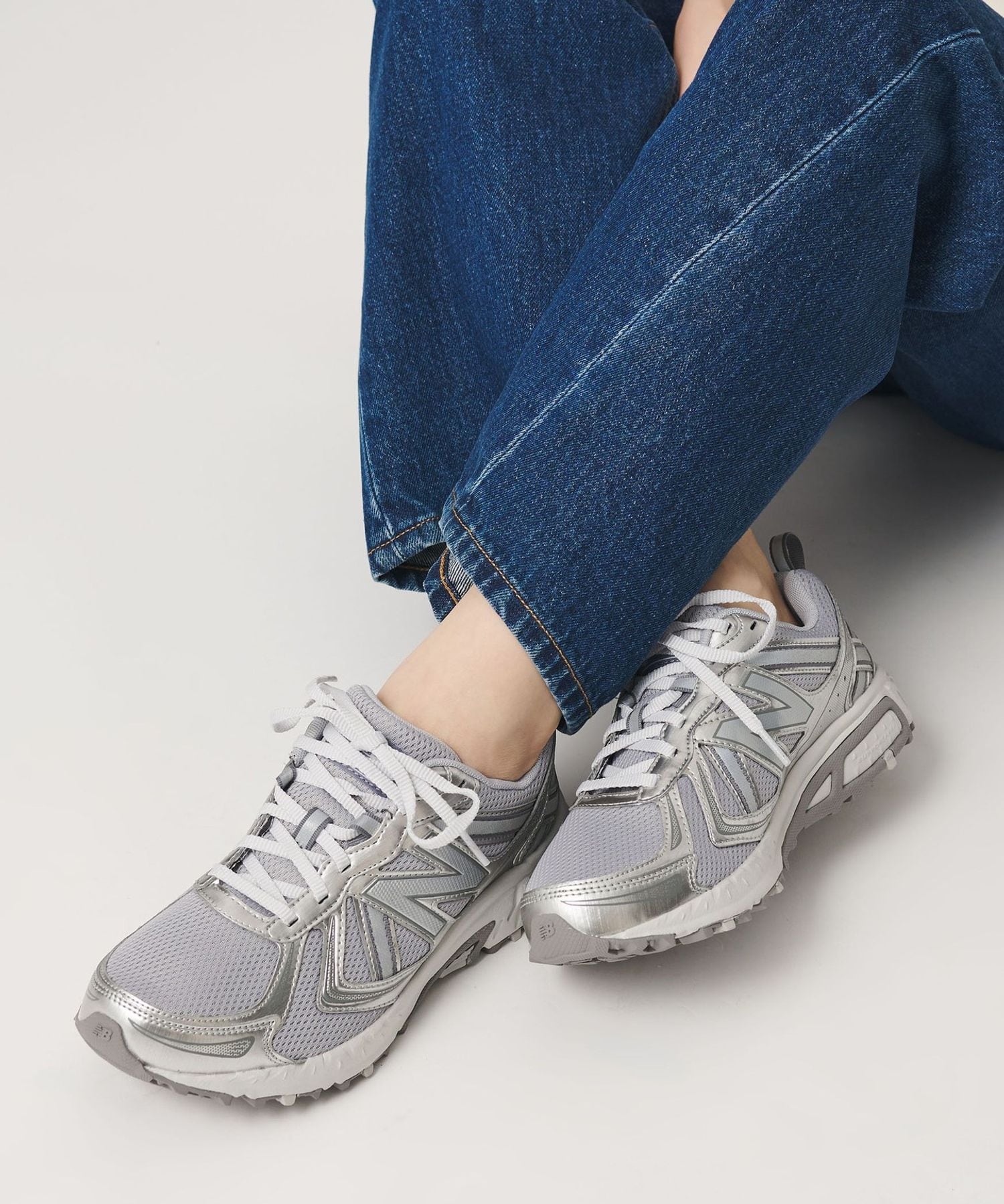 New Balance＞MT410 V5 スニーカー