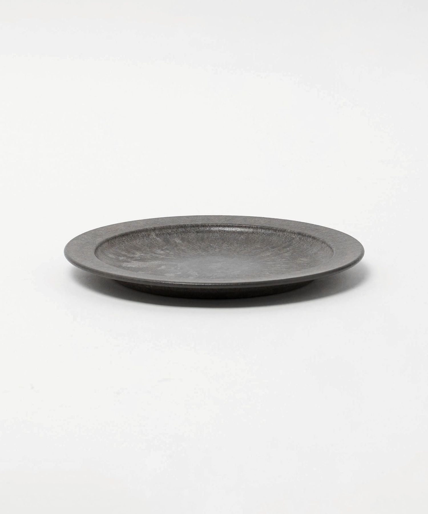 ARAS＞丸皿 中 (20cm)